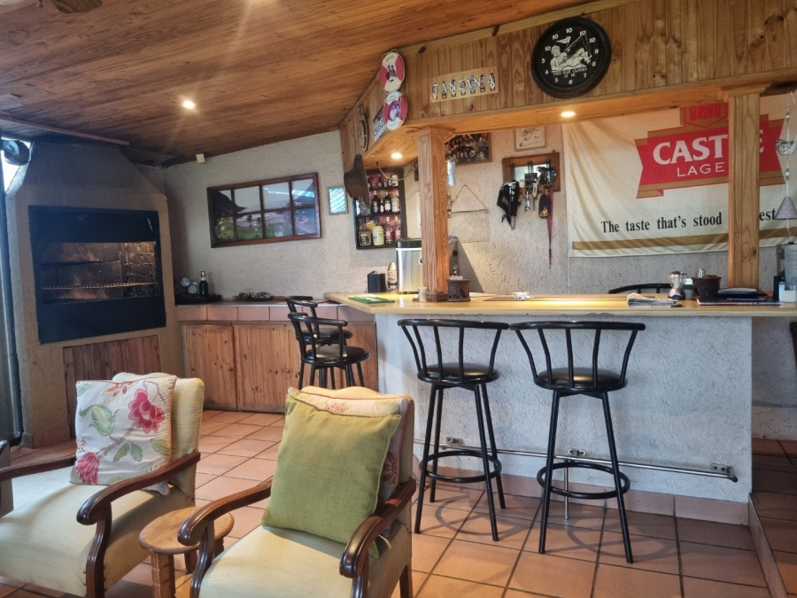 4 Bedroom Property for Sale in Vaalpark Free State